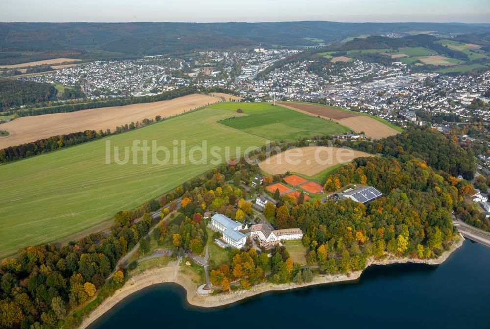 Meschede von oben - Welcome Hotel Anlage in Meschede im Bundesland Nordrhein-Westfalen