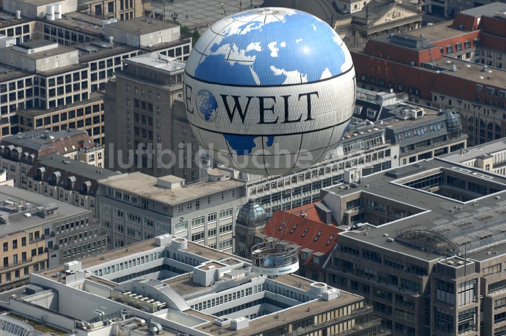 Berlin aus der Vogelperspektive: WELT-Ballon in Berlin - Mitte