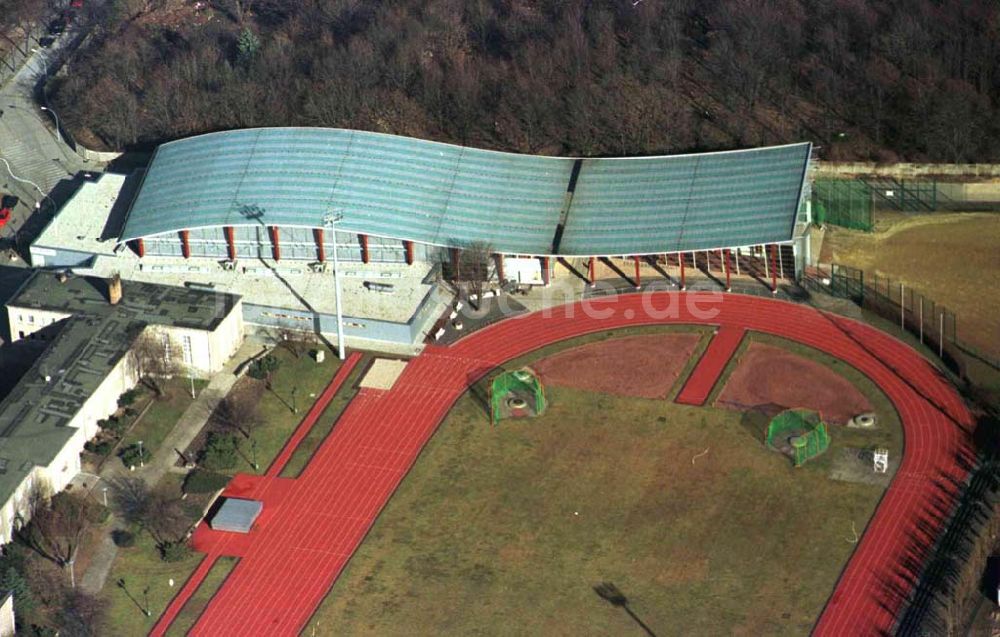 Berlin von oben - Werferhalle im Sportforum Berlin - Hohenschönhausen