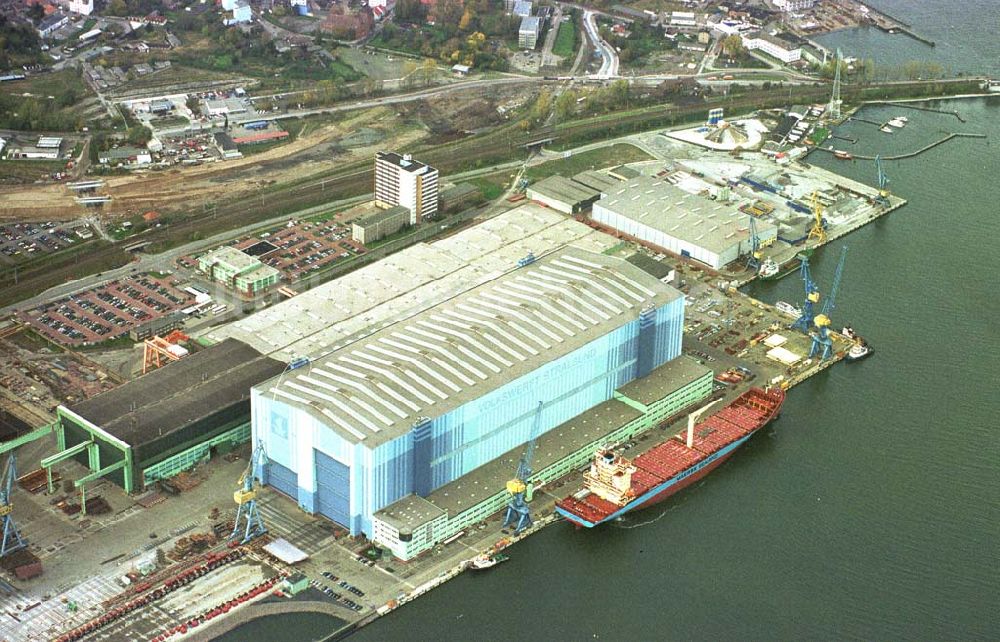 Stralsund / MV aus der Vogelperspektive: Werft von Stralsund in Mecklenburg - Vorpommern.