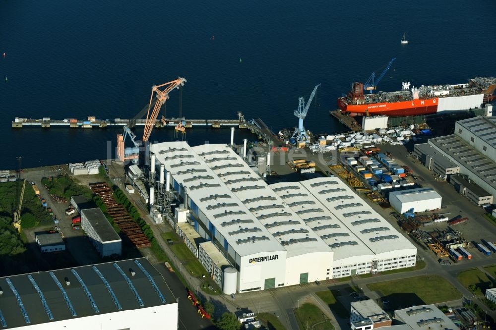 Rostock von oben - Werftgelände der Neptun Werft in Rostock im Bundesland Mecklenburg-Vorpommern, Deutschland