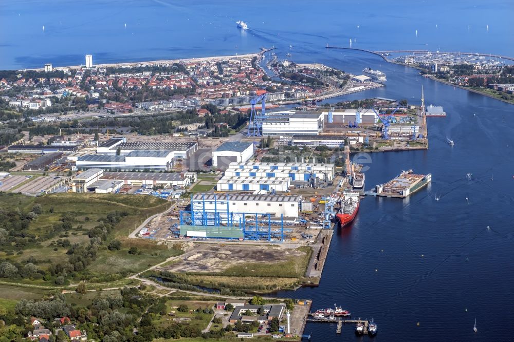 Luftbild Rostock - Werftgelände der Neptun Werft in Rostock im Bundesland Mecklenburg-Vorpommern, Deutschland