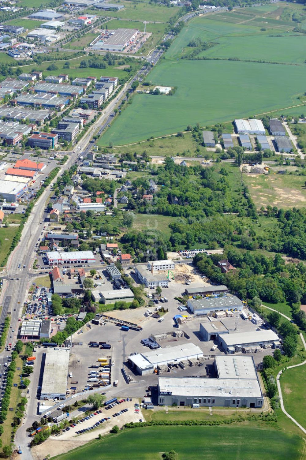 Berlin Mahlsdorf von oben - Werk der ALBA Recycling GmbH in Berlin-Mahlsdorf