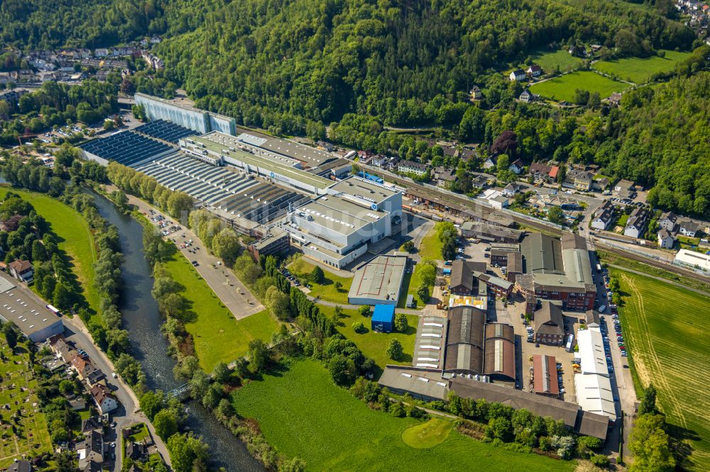 Hagen von oben - Werksgelande der Bilstein Handel KG Im Weinhof im Ortsteil Hohenlimburg in Hagen im Bundesland Nordrhein-Westfalen