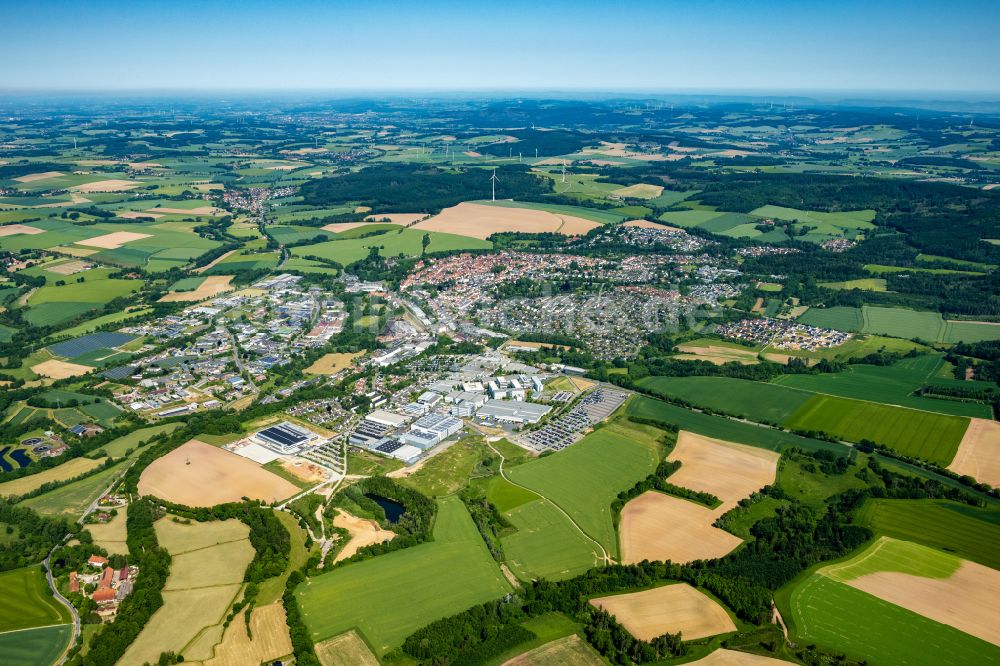 Blomberg aus der Vogelperspektive: Werksgelande der PHOENIX CONTACT Deutschland GmbH in Blomberg im Bundesland Nordrhein-Westfalen, Deutschland