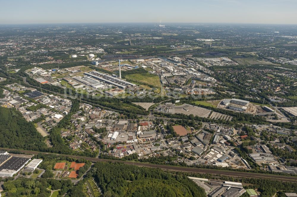 Luftbild Essen - Werksgelände der Aluminium - Hütte der TRIMET ALUMINIUM AG an der Aluminiumallee in Essen im Bundesland Nordrhein-Westfalen NRW