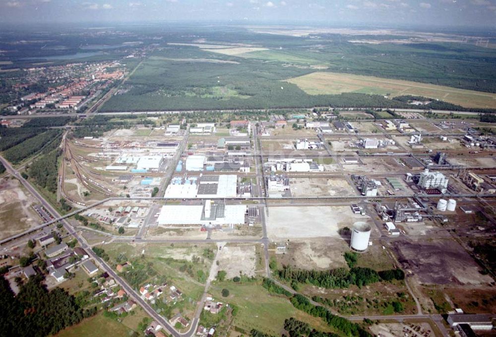 Schwarzheide / BRB aus der Vogelperspektive: Werksgelände der BASF - Schwarzheide mit Erweiterungsbaustelle.