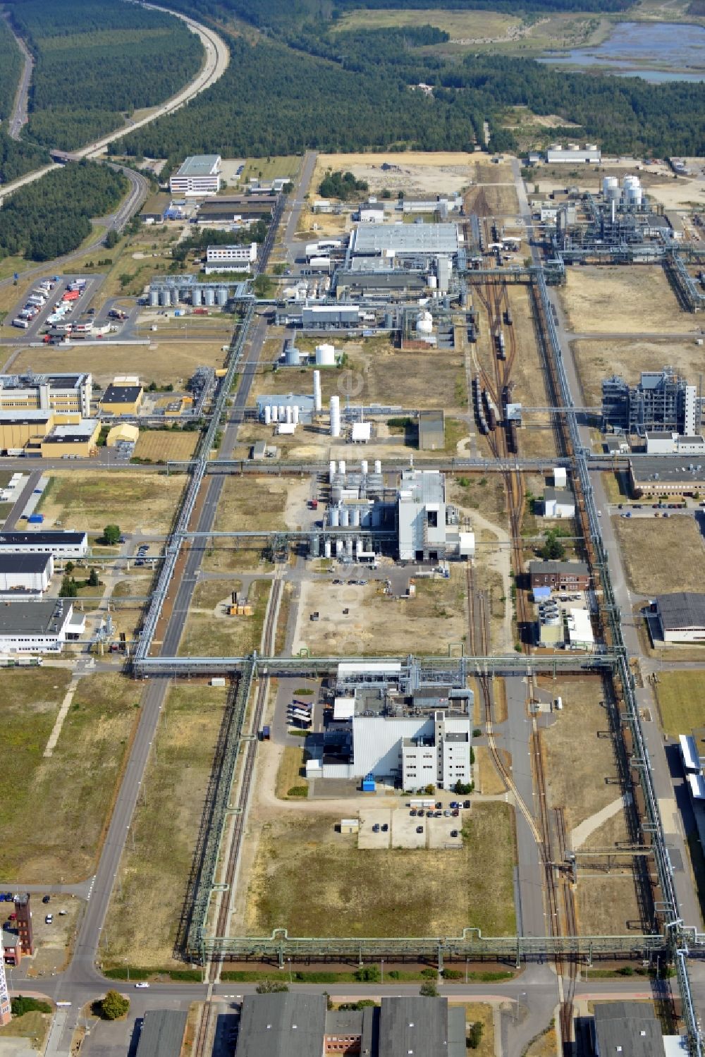 Luftaufnahme Schwarzheide - Werksgelände der BASF Schwarzheide GmbH im Bundesland Brandenburg