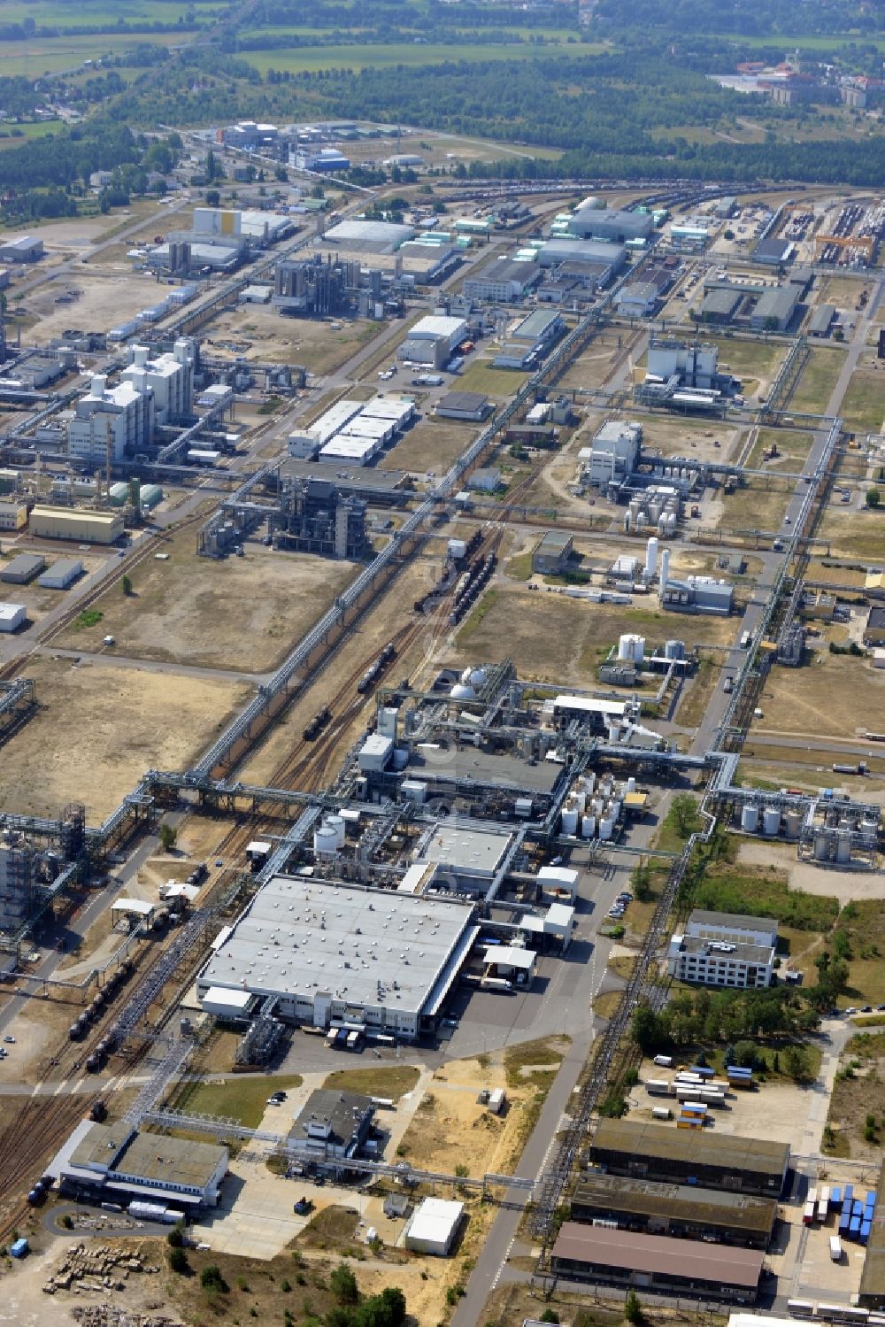 Schwarzheide aus der Vogelperspektive: Werksgelände der BASF Schwarzheide GmbH im Bundesland Brandenburg