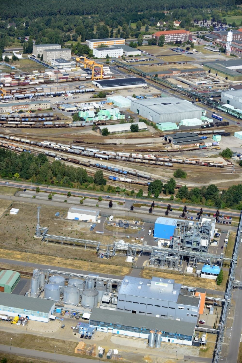 Schwarzheide von oben - Werksgelände der BASF Schwarzheide GmbH im Bundesland Brandenburg