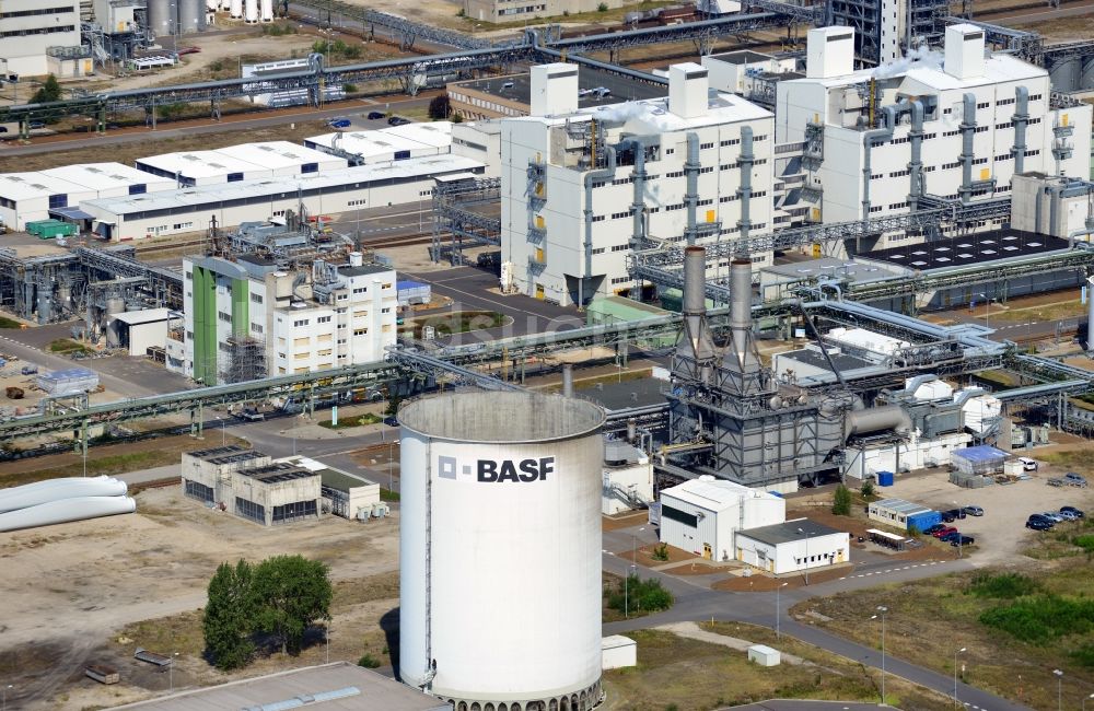 Schwarzheide aus der Vogelperspektive: Werksgelände der BASF Schwarzheide GmbH im Bundesland Brandenburg