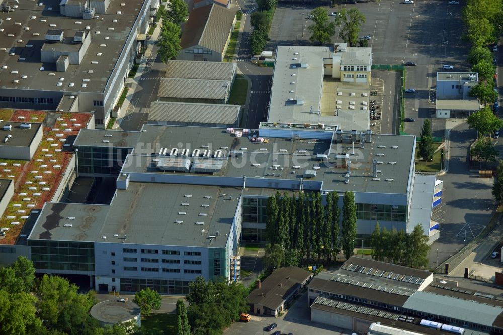 Berlin Spandau von oben - Werksgelände der Bayerische Motoren Werke / BMW AG Motorrad Werk Am Juliusturm in Berlin - Spandau