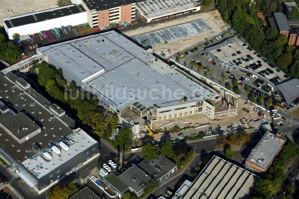 Luftbild Berlin - Werksgelände der Bayerische Motoren Werke / BMW AG Motorrad Werk Am Juliusturm im Ortsteil Spandau in Berlin, Deutschland