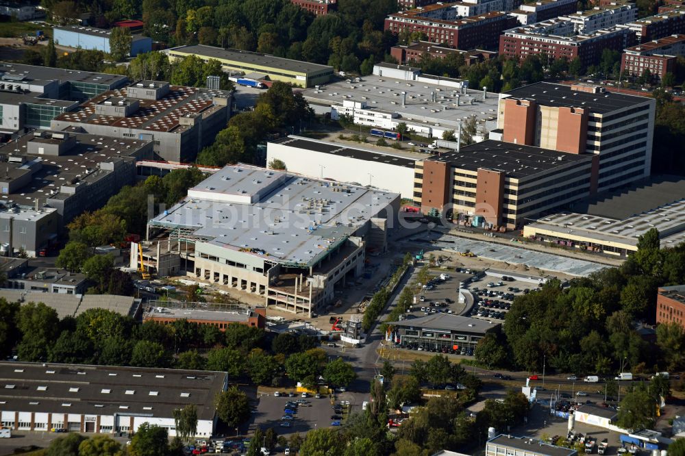 Berlin von oben - Werksgelände der Bayerische Motoren Werke / BMW AG Motorrad Werk Am Juliusturm im Ortsteil Spandau in Berlin, Deutschland