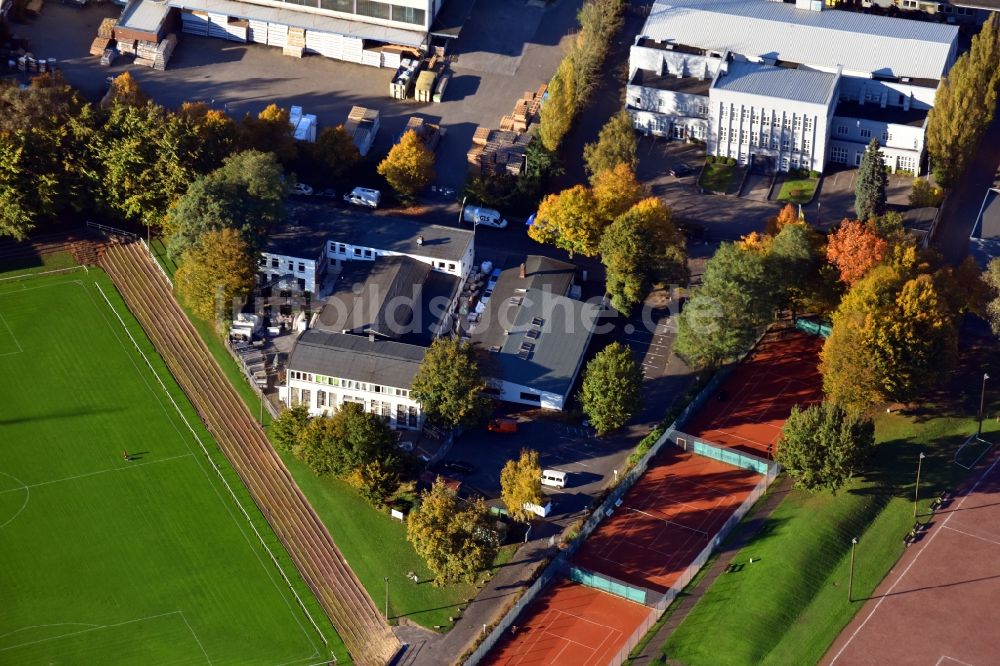 Hamburg von oben - Werksgelände der BRUNS & MÖLLENDORFF GMBH & CO. KG an der Waidmannstrasse im Ortsteil Altona in Hamburg, Deutschland