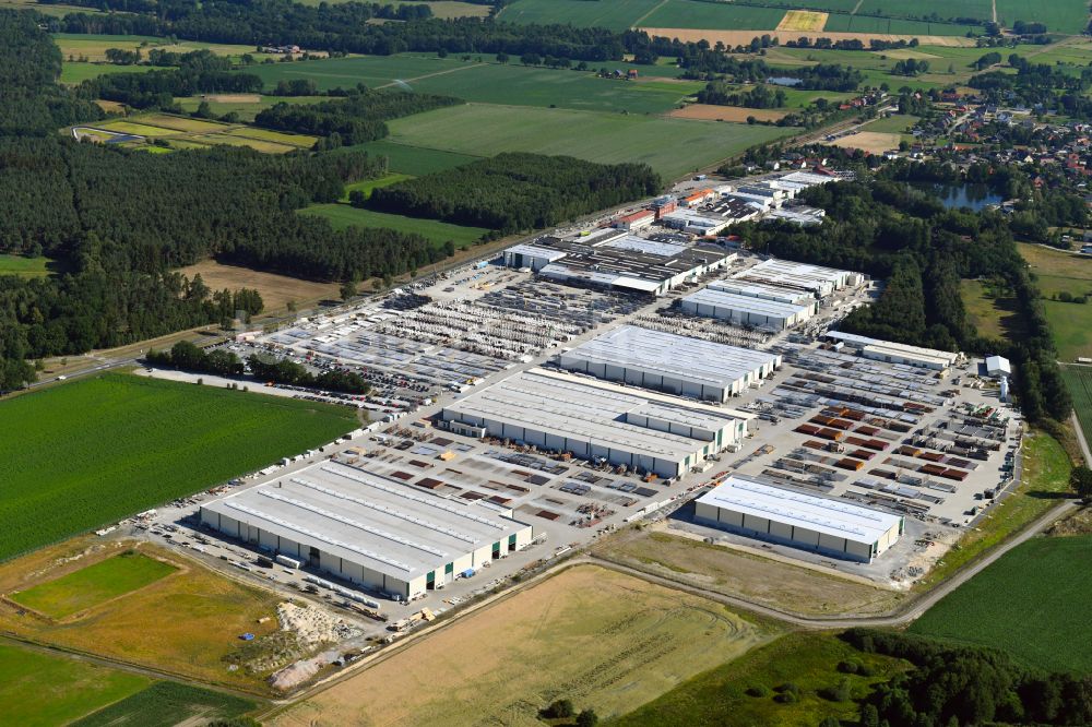 Wittingen aus der Vogelperspektive: Werksgelände der H. Butting GmbH & Co. KG im Ortsteil Knesebeck in Wittingen im Bundesland Niedersachsen, Deutschland