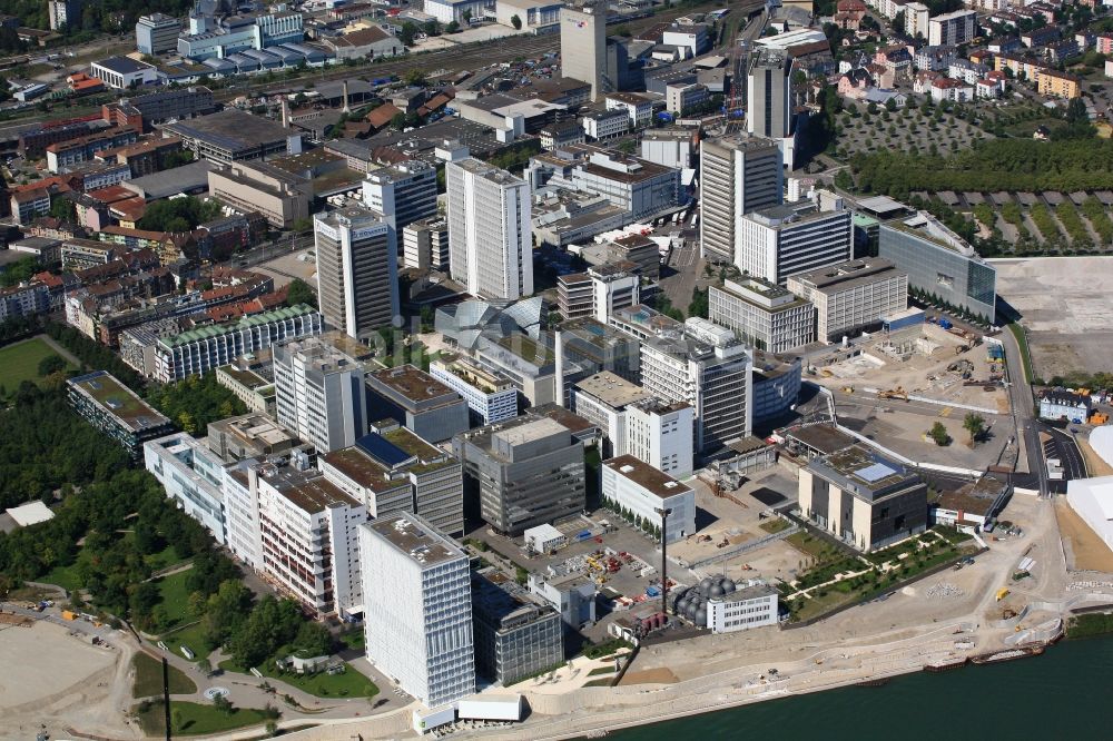 Basel von oben - Werksgelände und Campus des Pharmakonzerns Novartis in Basel in der Schweiz