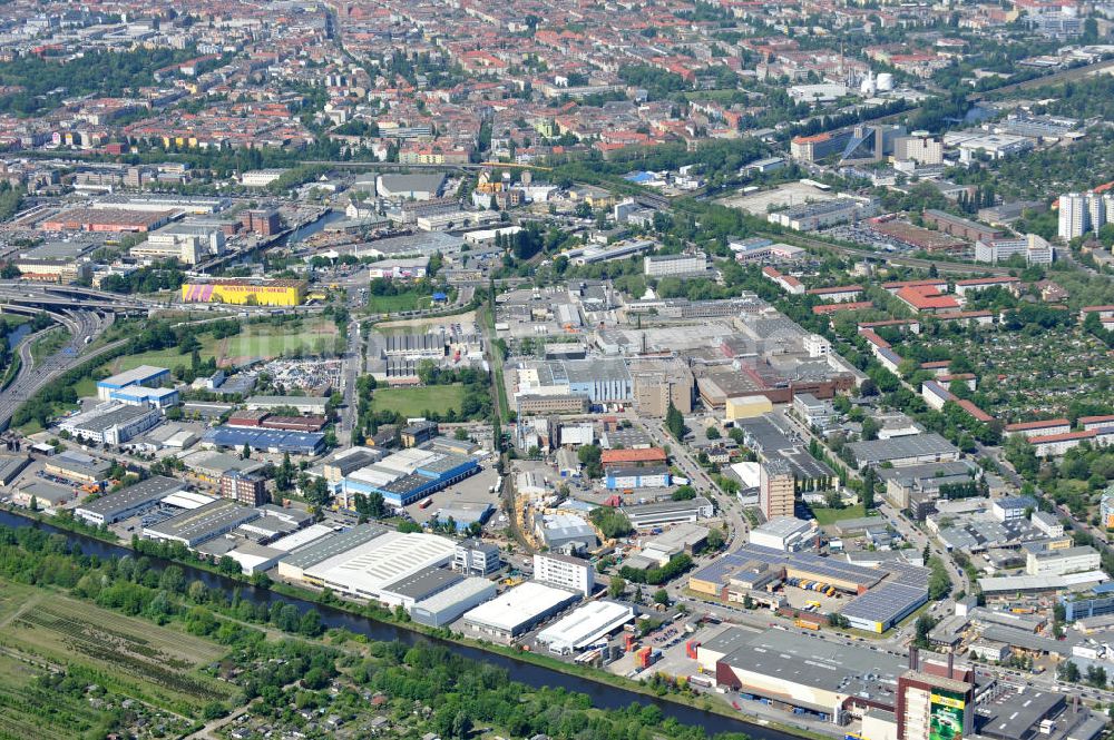 Berlin von oben - Werksgelände der Carl Spaeter GmbH an der Nobelstraße 33 in Berlin