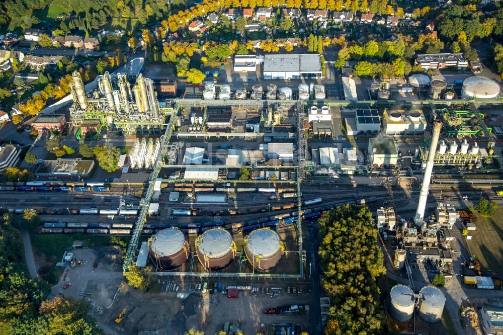 Gladbeck aus der Vogelperspektive: Werksgelände des Chemieproduzenten Ineos Phenol GmbH in Gladbeck im Bundesland Nordrhein-Westfalen