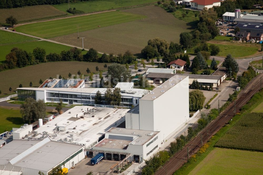 Weingarten (Baden) von oben - Werksgelände des Chemieproduzenten KLEBCHEMIE M. G. Becker GmbH & Co. KG in Weingarten (Baden) im Bundesland Baden-Württemberg