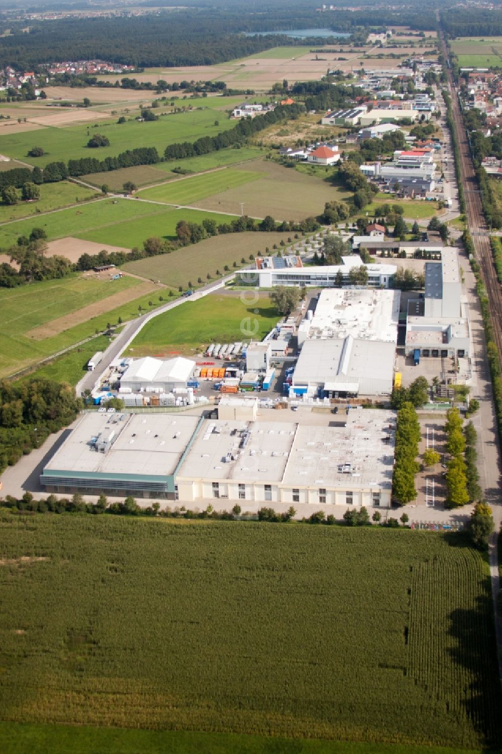 Luftaufnahme Weingarten (Baden) - Werksgelände des Chemieproduzenten KLEBCHEMIE M. G. Becker GmbH & Co. KG in Weingarten (Baden) im Bundesland Baden-Württemberg