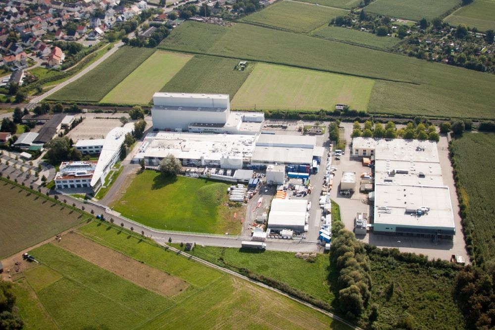 Weingarten (Baden) aus der Vogelperspektive: Werksgelände des Chemieproduzenten KLEBCHEMIE M. G. Becker GmbH & Co. KG in Weingarten (Baden) im Bundesland Baden-Württemberg