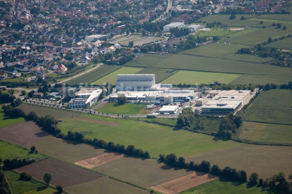 Luftaufnahme Weingarten (Baden) - Werksgelände des Chemieproduzenten KLEBCHEMIE M. G. Becker GmbH & Co. KG in Weingarten (Baden) im Bundesland Baden-Württemberg