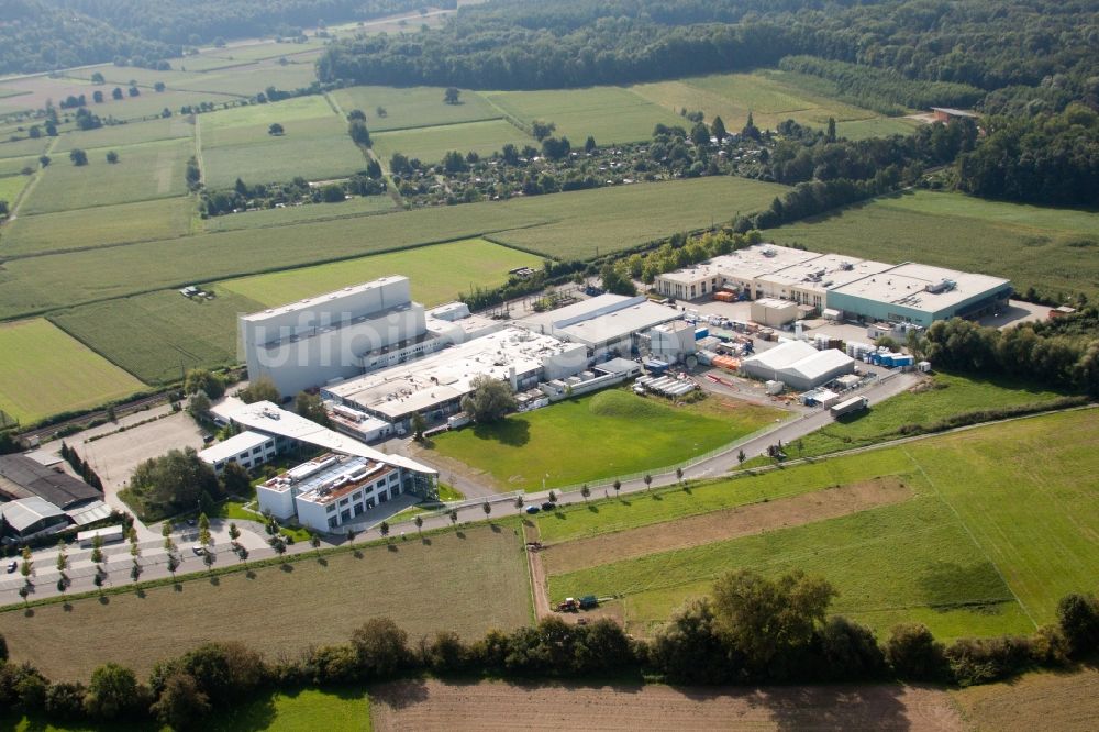 Luftaufnahme Weingarten (Baden) - Werksgelände des Chemieproduzenten KLEBCHEMIE M. G. Becker GmbH & Co. KG in Weingarten (Baden) im Bundesland Baden-Württemberg, Deutschland