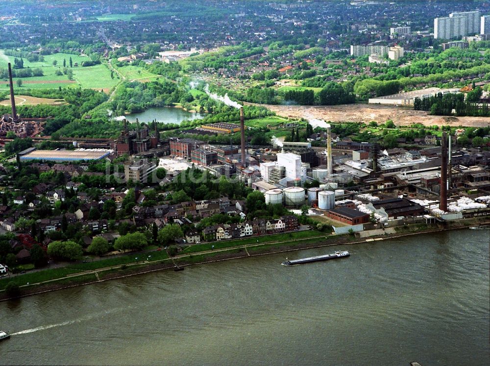 Duisburg aus der Vogelperspektive: Werksgelände des Chemieproduzenten Sachtleben Chemie GmbH an der Dr.-Rudolf-Sachtleben-Straße in Duisburg im Bundesland Nordrhein-Westfalen