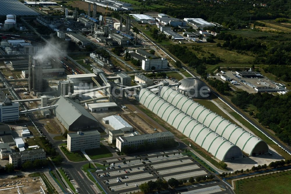 Lutherstadt Wittenberg aus der Vogelperspektive: Werksgelände des Chemieproduzenten SKW Stickstoffwerke Piesteritz GmbH in Lutherstadt Wittenberg im Bundesland Sachsen-Anhalt