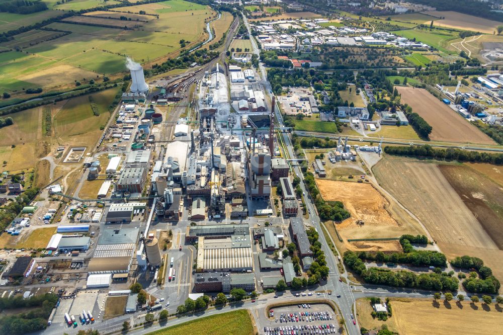 Luftbild Rheinberg - Werksgelände des Chemieproduzenten der Solvay Chemicals GmbH im Ortsteil Ossenberg in Rheinberg im Bundesland Nordrhein-Westfalen, Deutschland