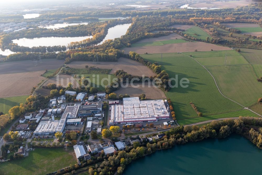 Luftaufnahme Neureut - Werksgelände der Coca-Cola European Partners Deutschland GmbH in Neureut im Bundesland Baden-Württemberg, Deutschland