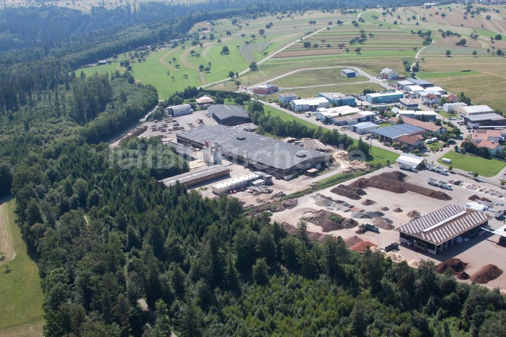 Marxzell von oben - Werksgelände der corthum Nordschwarzwald GmbH - corthum Erdenwerk im Ortsteil Pfaffenrot in Marxzell im Bundesland Baden-Württemberg