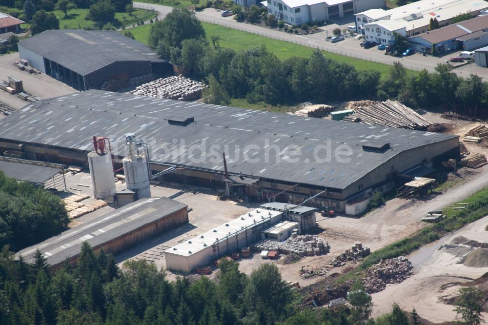 Marxzell aus der Vogelperspektive: Werksgelände der corthum Nordschwarzwald GmbH - corthum Erdenwerk im Ortsteil Pfaffenrot in Marxzell im Bundesland Baden-Württemberg