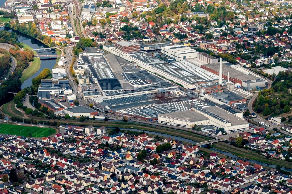 Gaggenau von oben - Werksgelände der Daimler AG Mercedes-Benz Werk Gaggenau in Gaggenau im Bundesland Baden-Württemberg