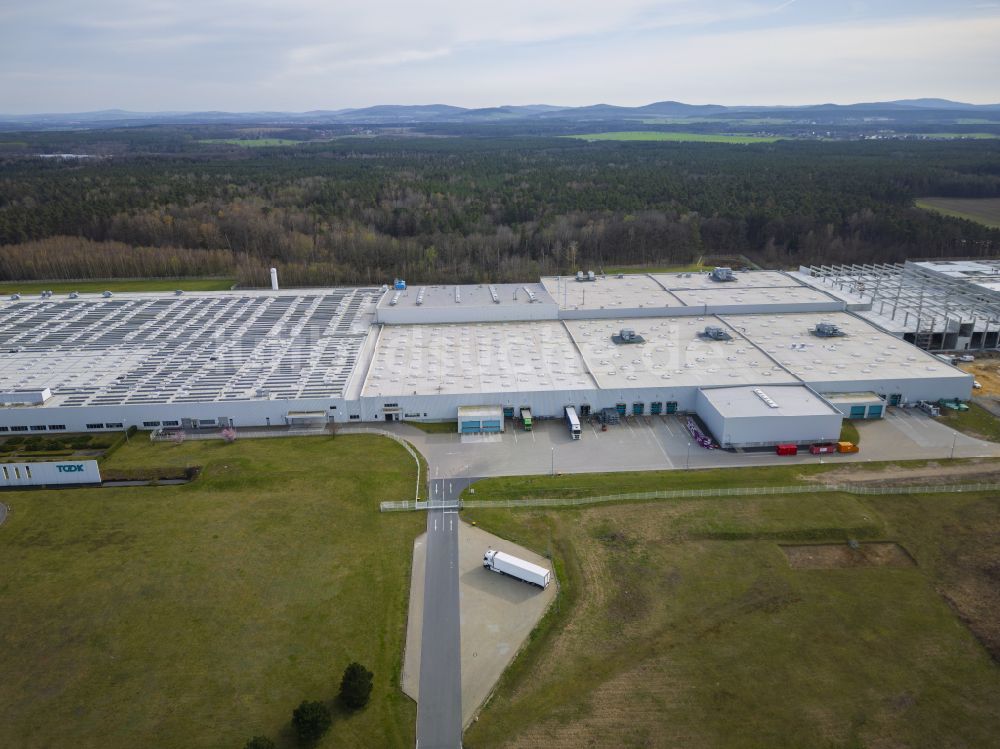 Luftaufnahme Bernsdorf - Werksgelände der TD Deutsche Klimakompressor GmbH in Bernsdorf im Bundesland Sachsen, Deutschland