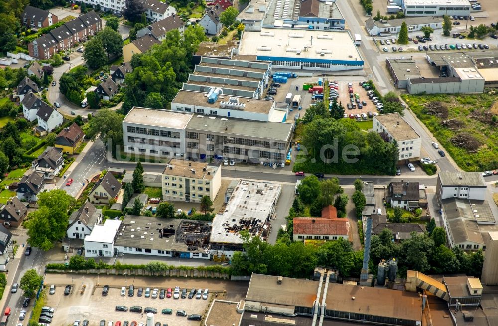 Heiligenhaus aus der Vogelperspektive: Werksgelände der Dietrich Lüttgens GmbH & Co. KG Hasselbecker Straße in Heiligenhaus im Bundesland Nordrhein-Westfalen