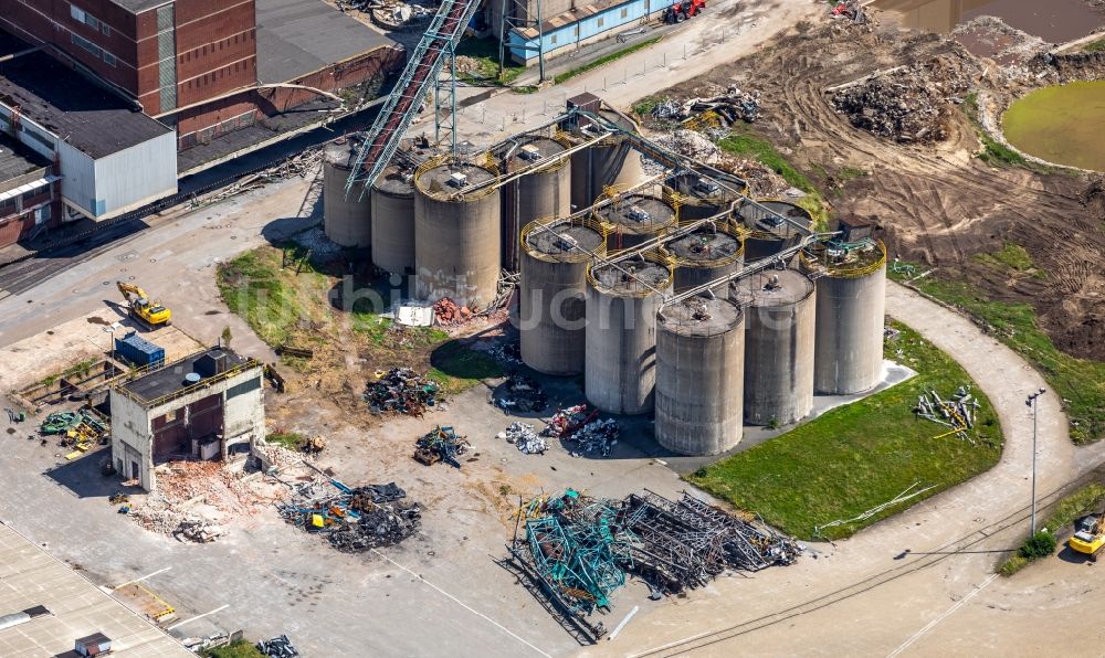 Luftbild Duisburg - Werksgelände der ehemaligen Papierfabrik Norske Skog und der Papierfabrik Haindl im Ortsteil Walsum in Duisburg im Bundesland Nordrhein-Westfalen - NRW, Deutschland