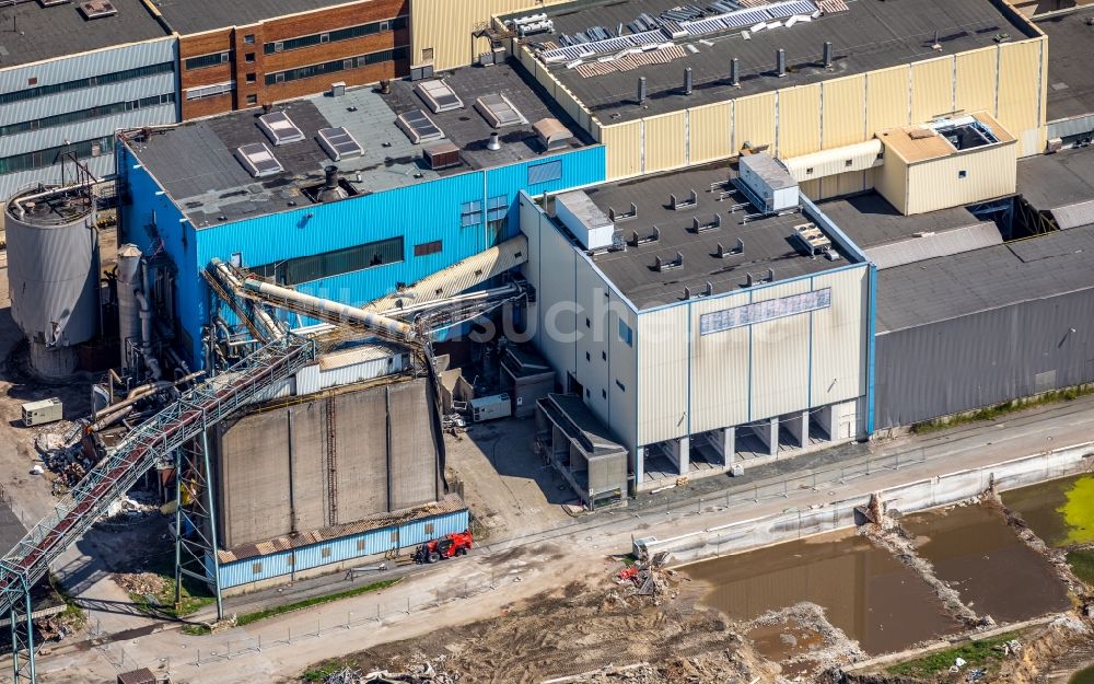 Luftaufnahme Duisburg - Werksgelände der ehemaligen Papierfabrik Norske Skog und der Papierfabrik Haindl im Ortsteil Walsum in Duisburg im Bundesland Nordrhein-Westfalen - NRW, Deutschland