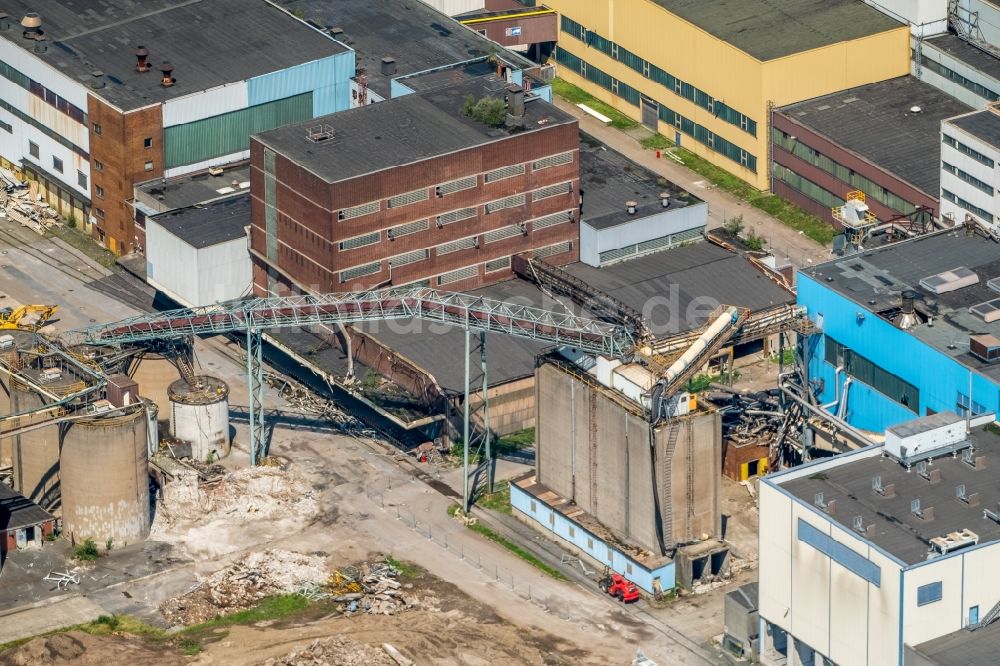 Luftaufnahme Duisburg - Werksgelände der ehemaligen Papierfabrik Norske Skog und der Papierfabrik Haindl im Ortsteil Walsum in Duisburg im Bundesland Nordrhein-Westfalen - NRW, Deutschland