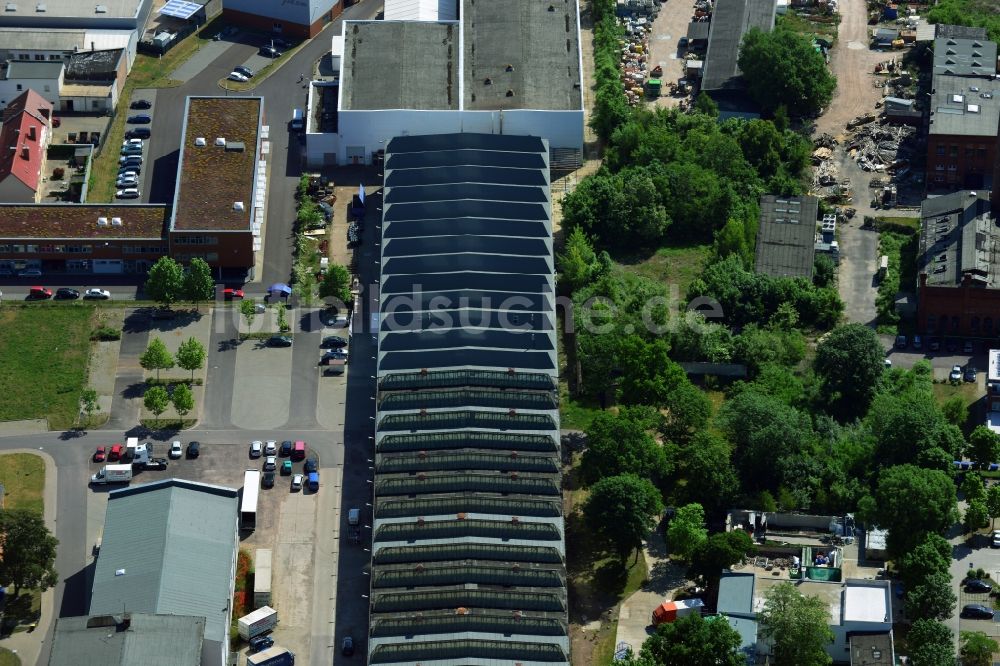 Magdeburg aus der Vogelperspektive: Werksgelände der EMCO MAGDEBURG GmbH in Magdeburg im Bundesland Sachsen-Anhalt