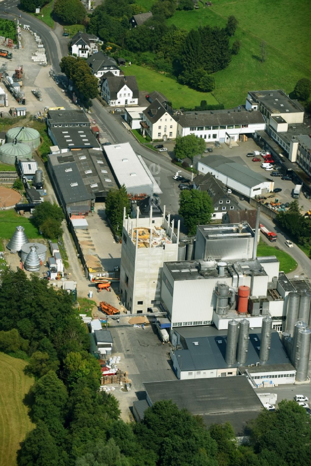 Luftaufnahme Lindlar - Werksgelände der Eurolat GmbH in Lindlar im Bundesland Nordrhein-Westfalen, Deutschland