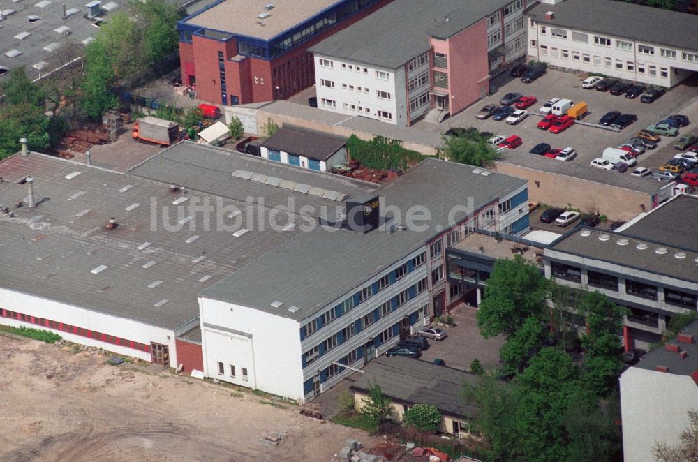 Luftbild Berlin Reinickendorf - Werksgelände der Firma GERB Schwingungsisolierungen GmbH & Co. KG an der Roedernallee in Berlin Reinickendorf