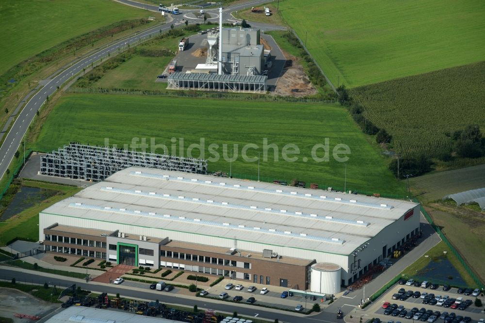 Luftaufnahme Rieste - Werksgelände der Grimme Landmaschinen GmbH & Co. KG im Gewerbegebiet Niedersachsenpark in Rieste im Bundesland Niedersachsen