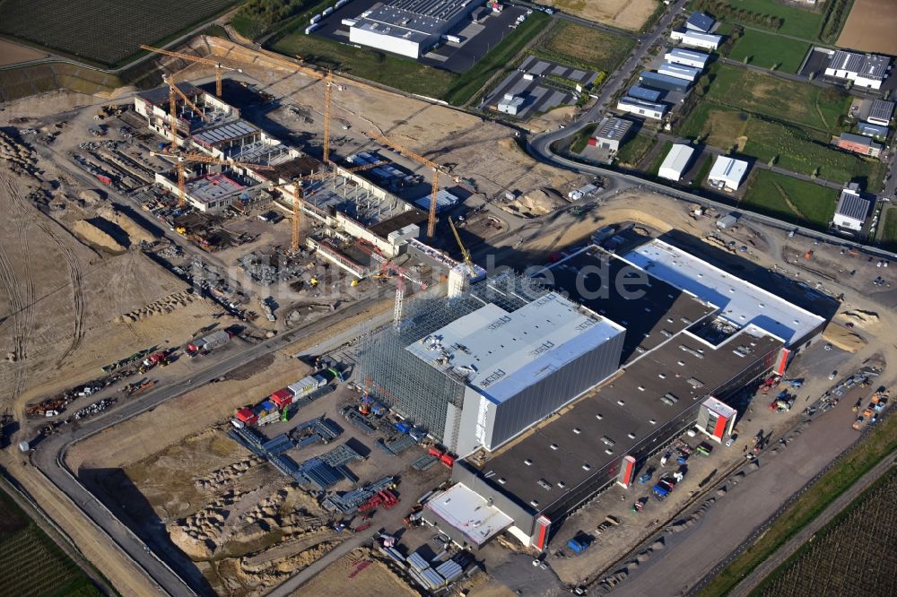 Grafschaft von oben - Werksgelände der HARIBO GmbH im Ortsteil Ringen in Grafschaft im Bundesland Rheinland-Pfalz, Deutschland