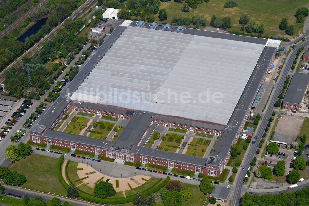 Luftbild Berlin - Werksgelände der HASSE & WREDE GmbH an der Georg-Knorr-Straße im Ortsteil Marzahn-Hellersdorf in Berlin, Deutschland