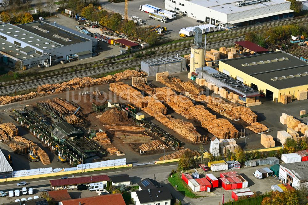 Wenzenbach aus der Vogelperspektive: Werksgelände der HCR Holz Centrum Regensburg GmbH in Wenzenbach im Bundesland Bayern, Deutschland