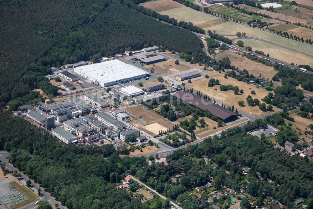 Luftbild Werder (Havel) - Werksgelände der Herbstreith & Fox KG Pektin-Fabriken in Werder (Havel) im Bundesland Brandenburg, Deutschland