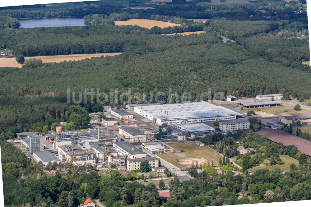 Luftaufnahme Werder (Havel) - Werksgelände der Herbstreith & Fox KG Pektin-Fabriken in Werder (Havel) im Bundesland Brandenburg, Deutschland