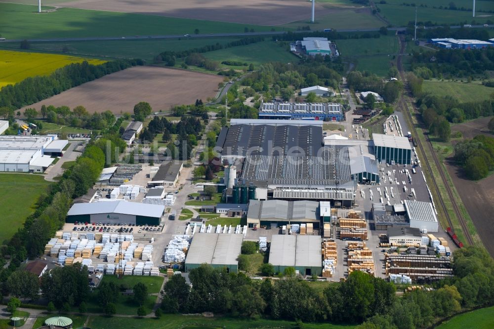 Märkisch Linden aus der Vogelperspektive: Werksgelände der Holzwerke Bullinger in Märkisch Linden im Bundesland Brandenburg, Deutschland